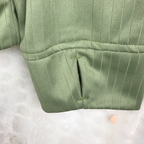 686 Smarty Green Zip Jacket Thumb Holes L NWOT - Picture 4 of 8